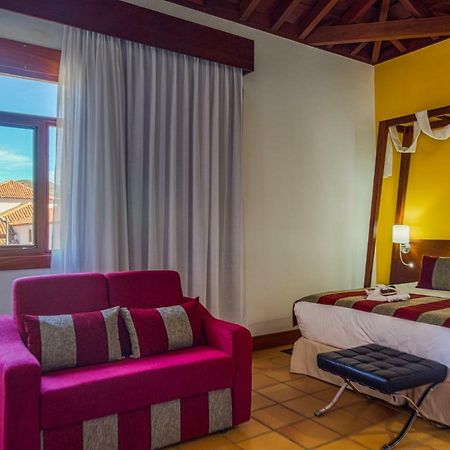La Casona Del Patio Hotel ซานติอาโก เดล เตเด ภายนอก รูปภาพ