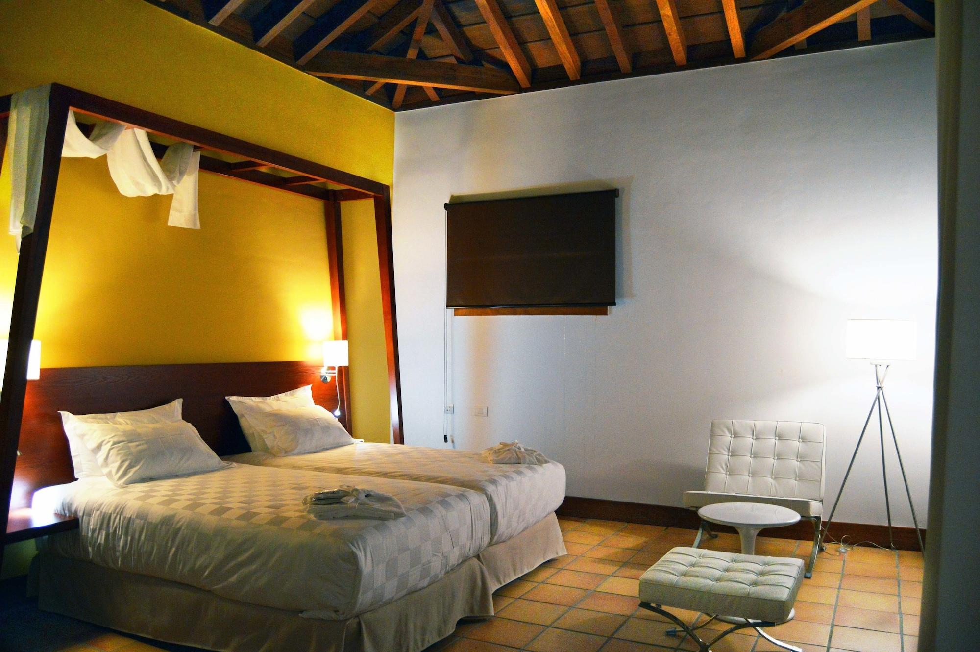 La Casona Del Patio Hotel ซานติอาโก เดล เตเด ภายนอก รูปภาพ